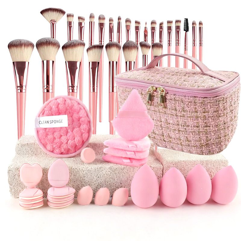Makeup Brush Set Chic Fragranc - đánh giá và giá Beauty Makeup & D Anime Studio Vega Baja