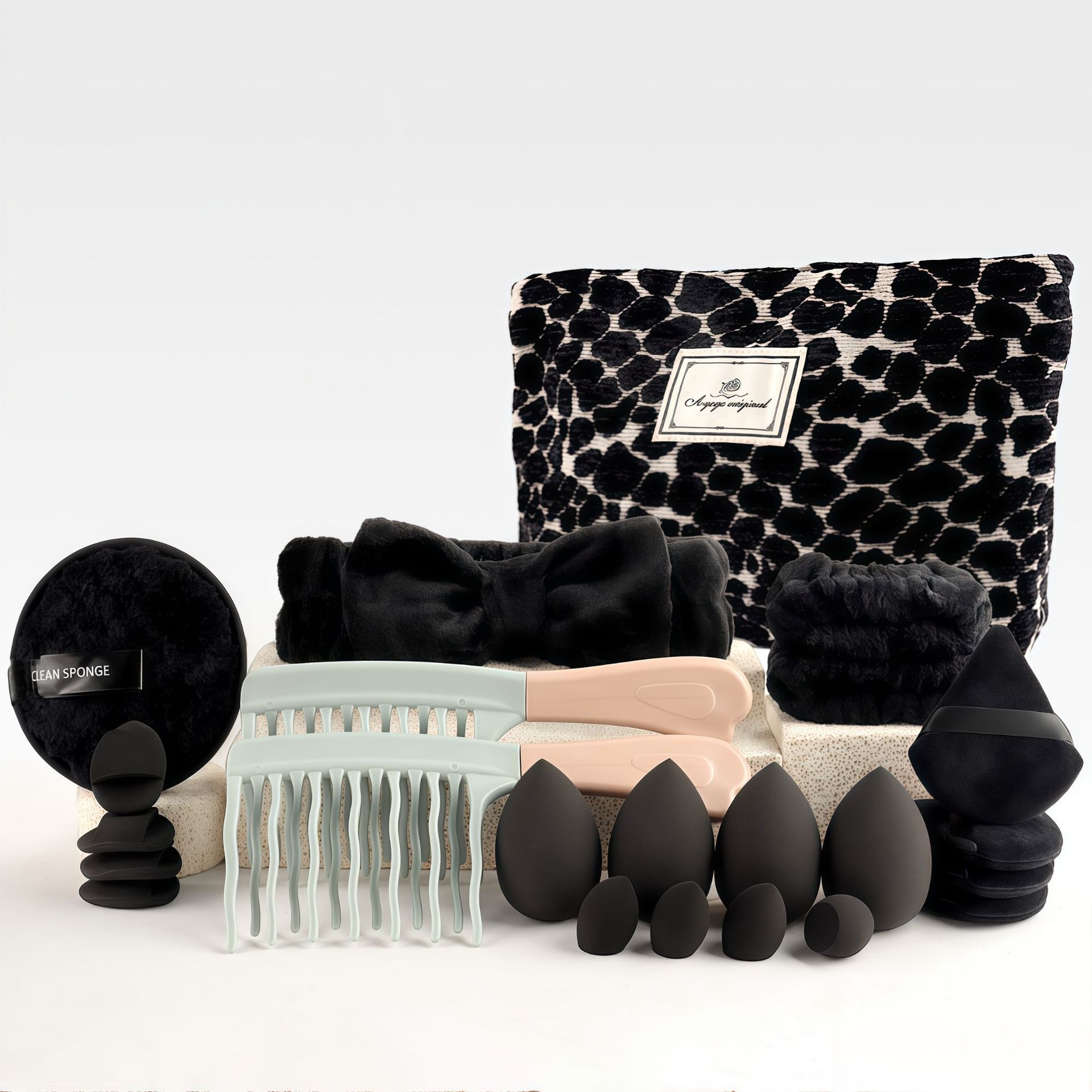 Makeup Brush Set Chic Fragranc - đánh giá và giá Beauty Makeup & D Anime Studio Vega Baja