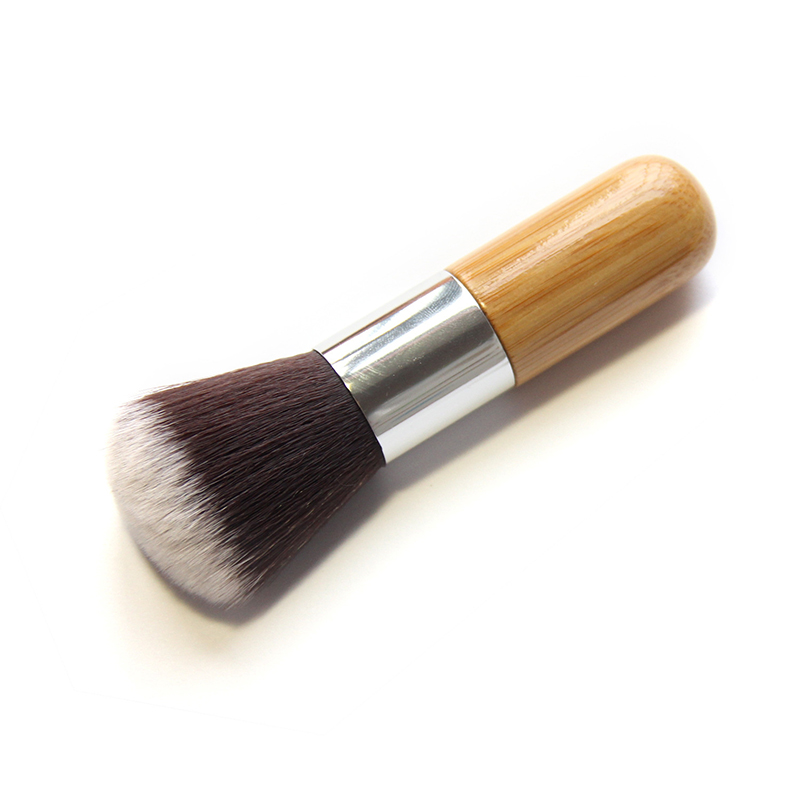/Vly/Brushes Face Foundation L - đánh giá và giá Beauty Queen Makeup