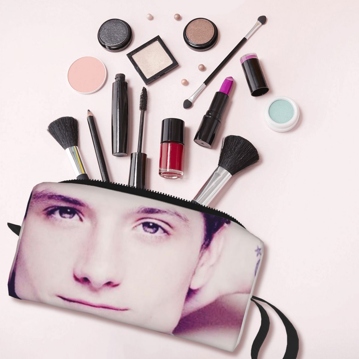 Josh Hutcherson Whistle Meme S - đánh giá và giá Beauty Makeup Songs